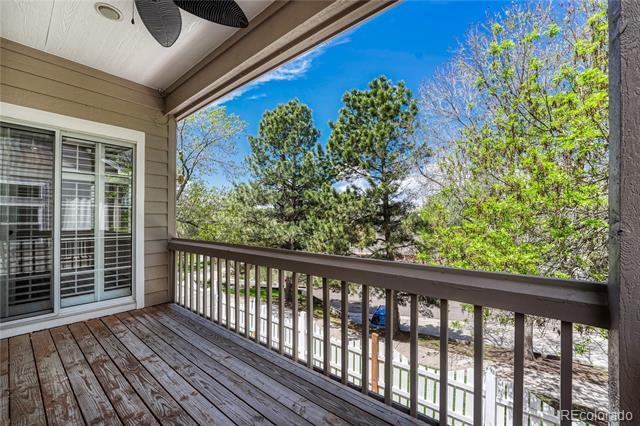 Building Photo - 9885 Greensview Cir