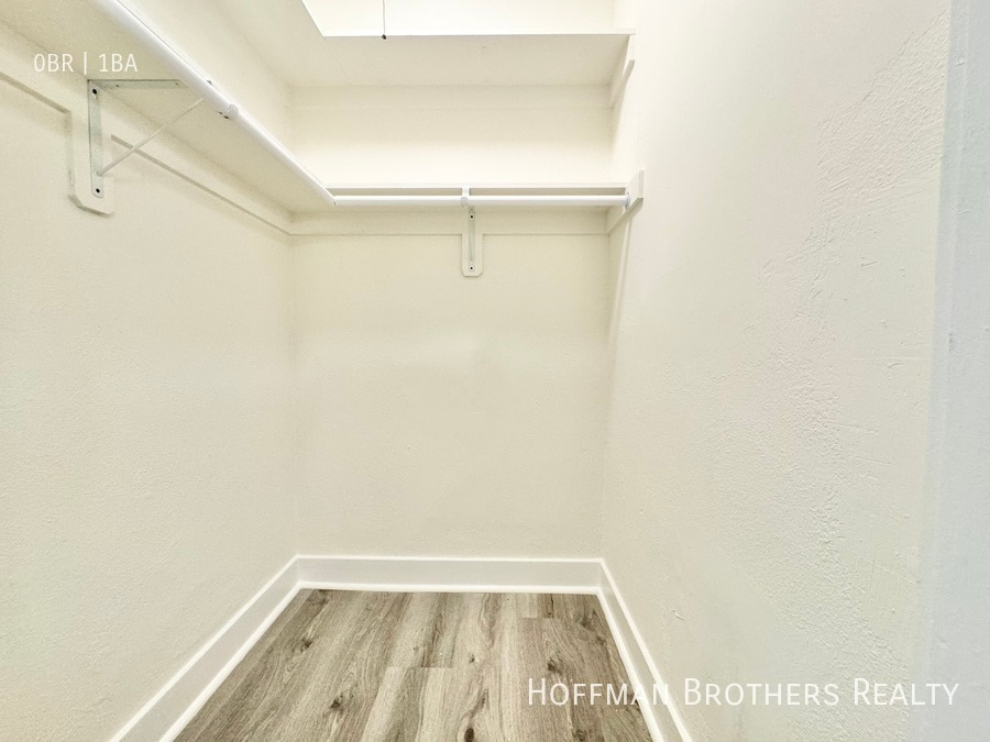 Building Photo - 341 S Alvarado St