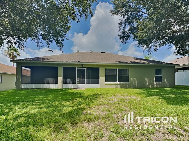 Building Photo - 418 Regatta Drive Groveland FL