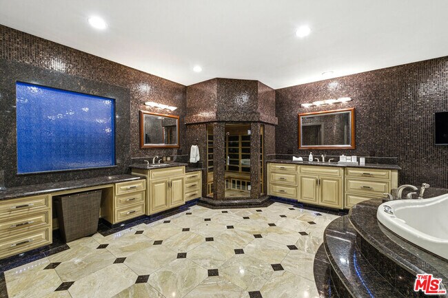 Building Photo - 24366 La Masina Ct