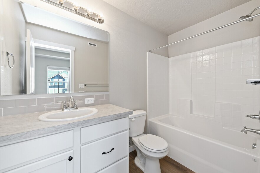 Building Photo - 10717 W Brownstone Ln