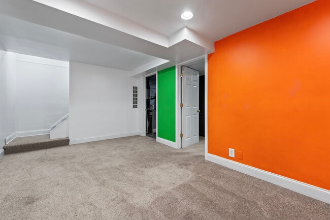 Building Photo - 2158 Countryside Cir