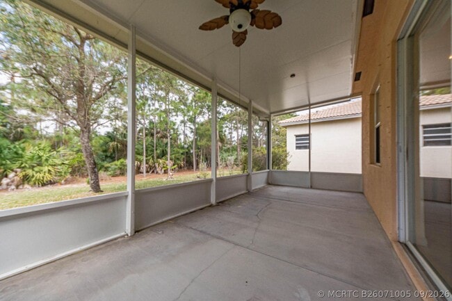 Building Photo - 5717 Spanish River Rd