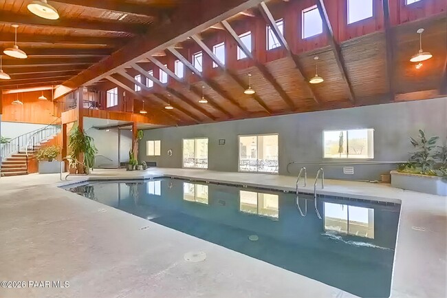 Building Photo - 2518 Hilltop Rd