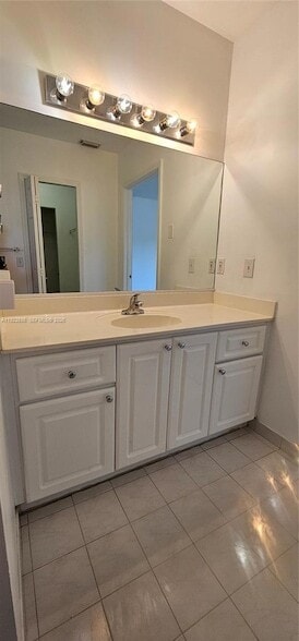 Building Photo - 5675 NW 109th Ave