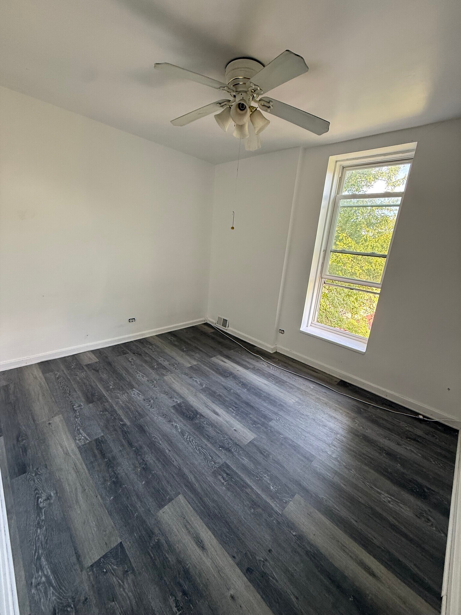 Bedroom 2 - 901 W 19th St