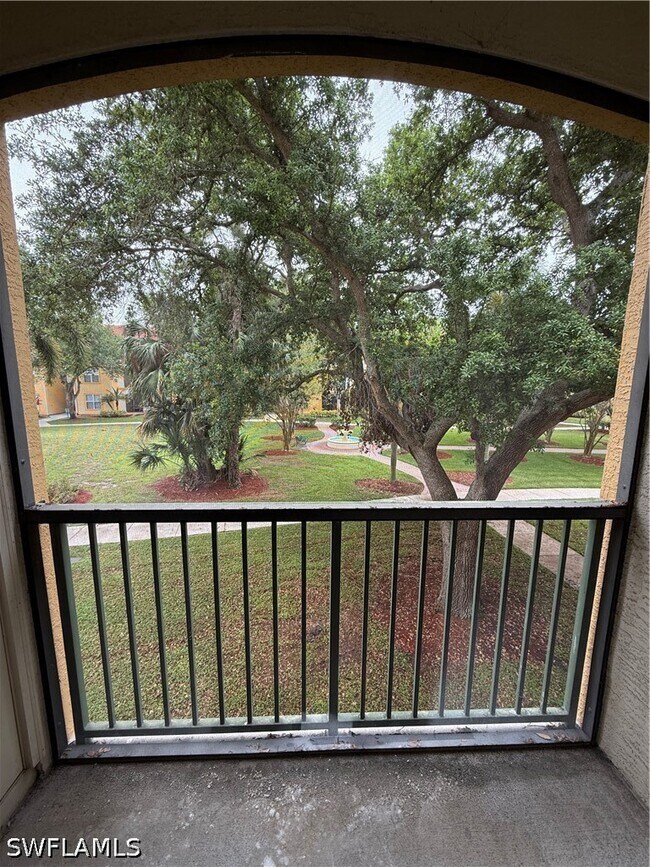 Building Photo - 11521 Villa Grand