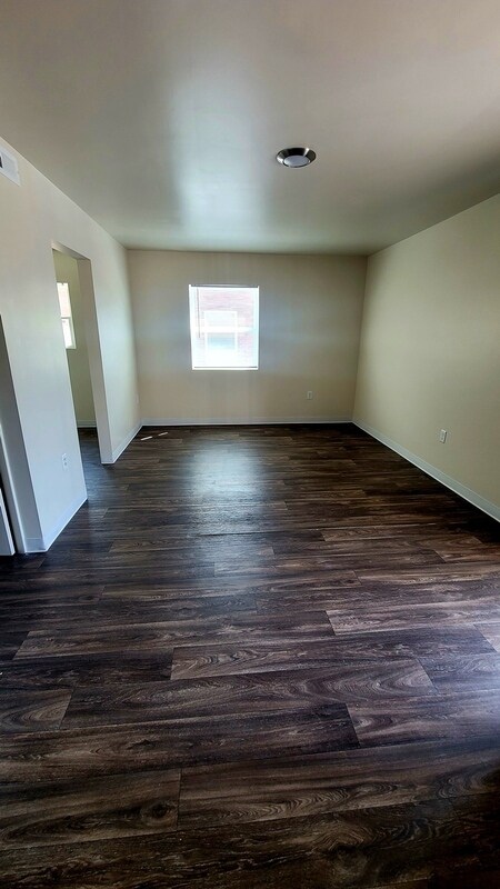 Building Photo - 1121 Stainback St