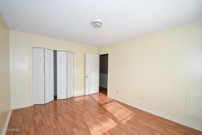 Building Photo - 105 Concord Dr