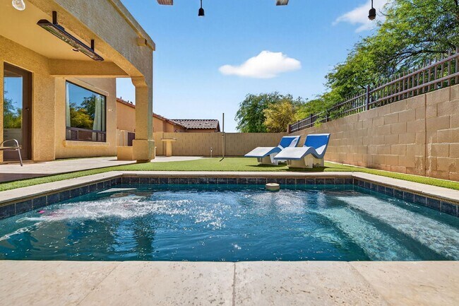 Building Photo - 6932 E Pearl St