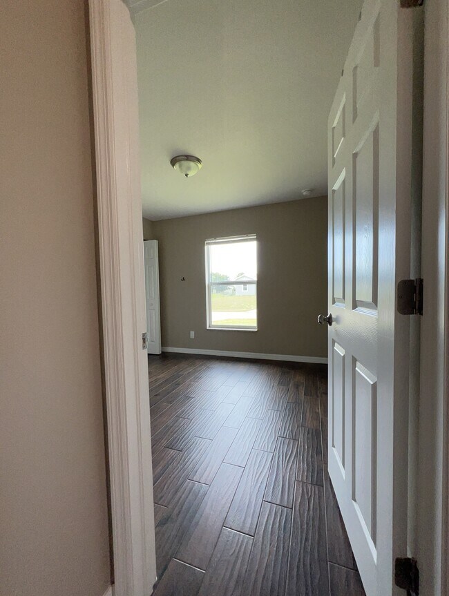 Building Photo - 1206 Venus Loop