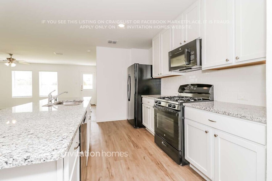 Building Photo - 7105 Landings Edge Rd