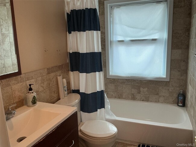 Building Photo - 12 E John St