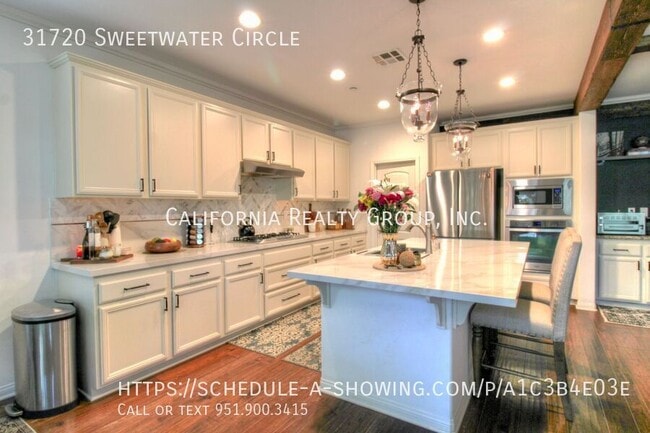 Building Photo - 31720 Sweetwater Cir