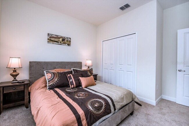 Building Photo - 9047 Dogleg Dr