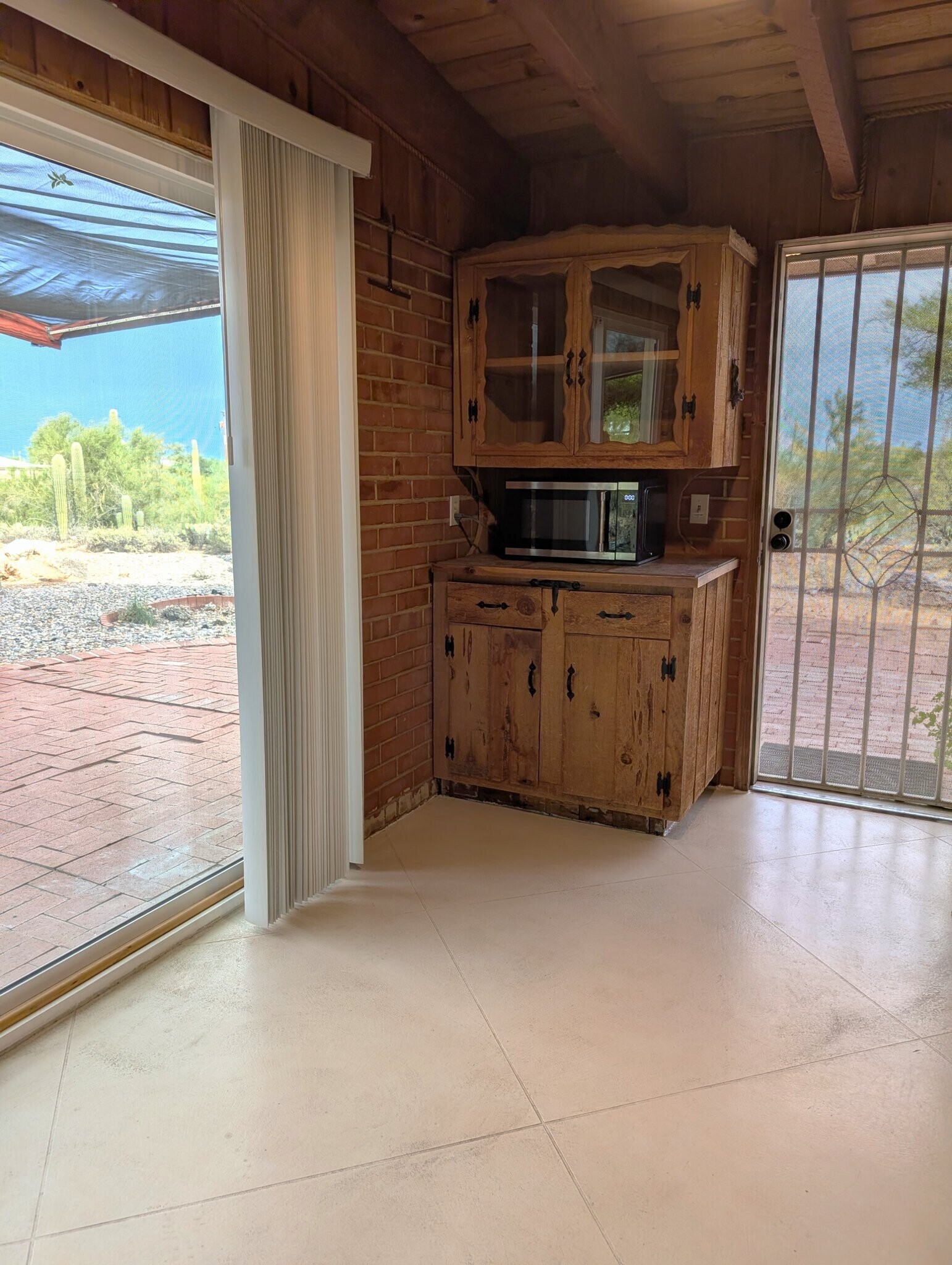 Building Photo - 4140 W Camino Pintoresco