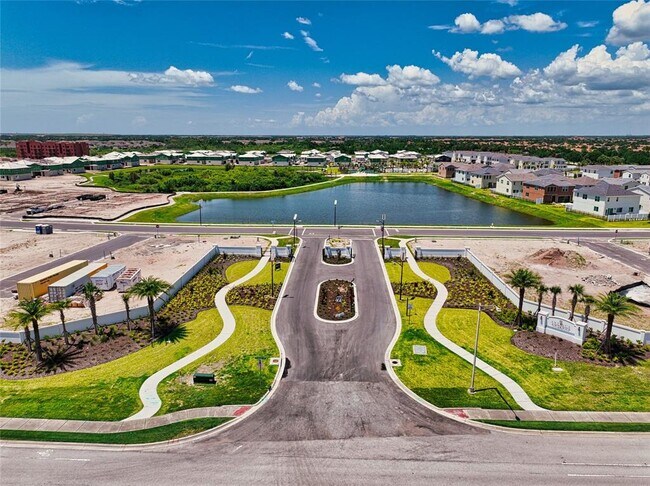 Building Photo - 12616 Cades Bay Cir
