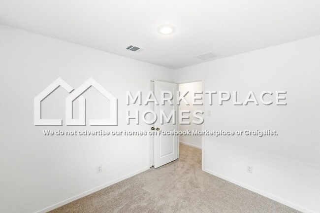 Building Photo - 6609 Dali Bnd