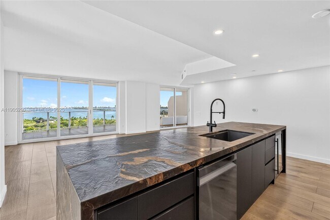 Building Photo - 4250 Biscayne Blvd