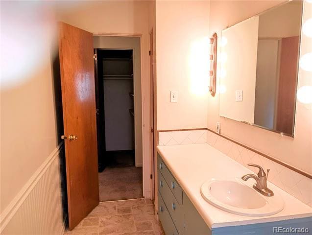 Building Photo - 1927 Alpine Dr