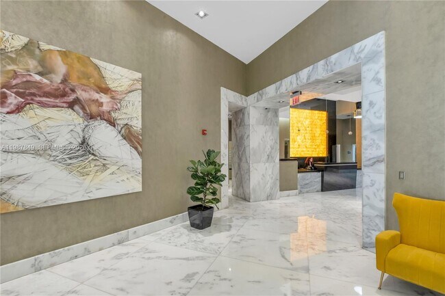 Building Photo - 1250 S Miami Ave