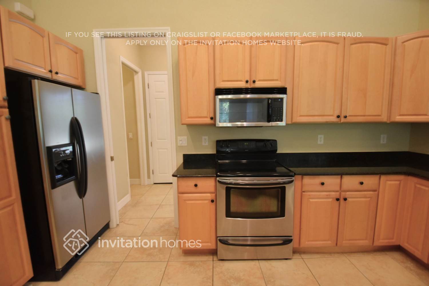 Building Photo - 4392 Skyway Ave