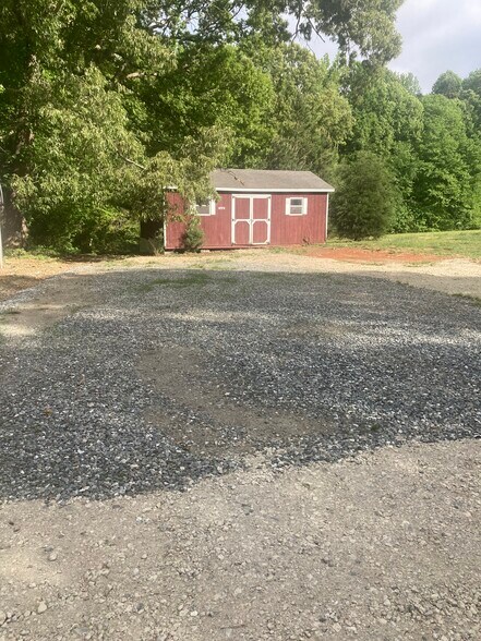 Building Photo - 6717 Monnett Rd