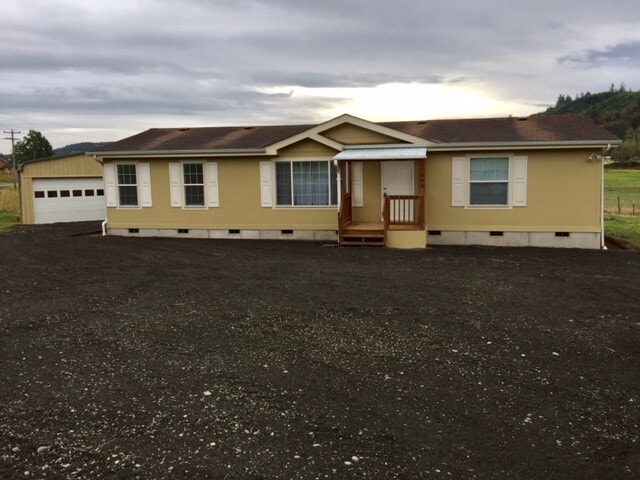 Primary Photo - STATUS: PENDING APPLICATION- | R210B | $15...