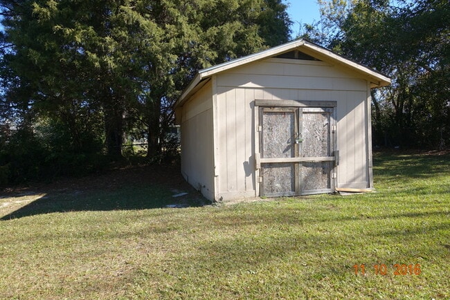 Building Photo - NO SHOWINGS UNTIL FEBRUARY 23, 2024