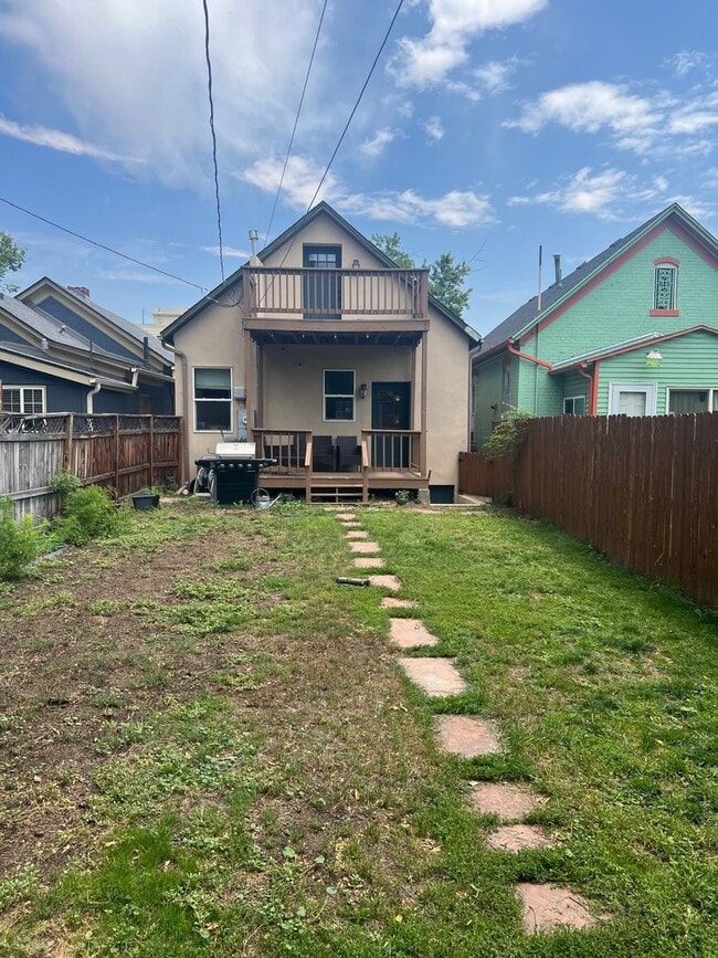 Building Photo - Santa Fe Arts District Gem, 3bed x 2 bath