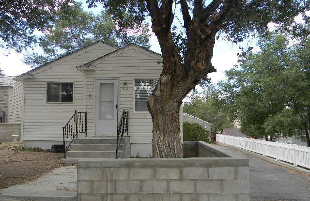 Building Photo - Available Now! Call the office to schedule...