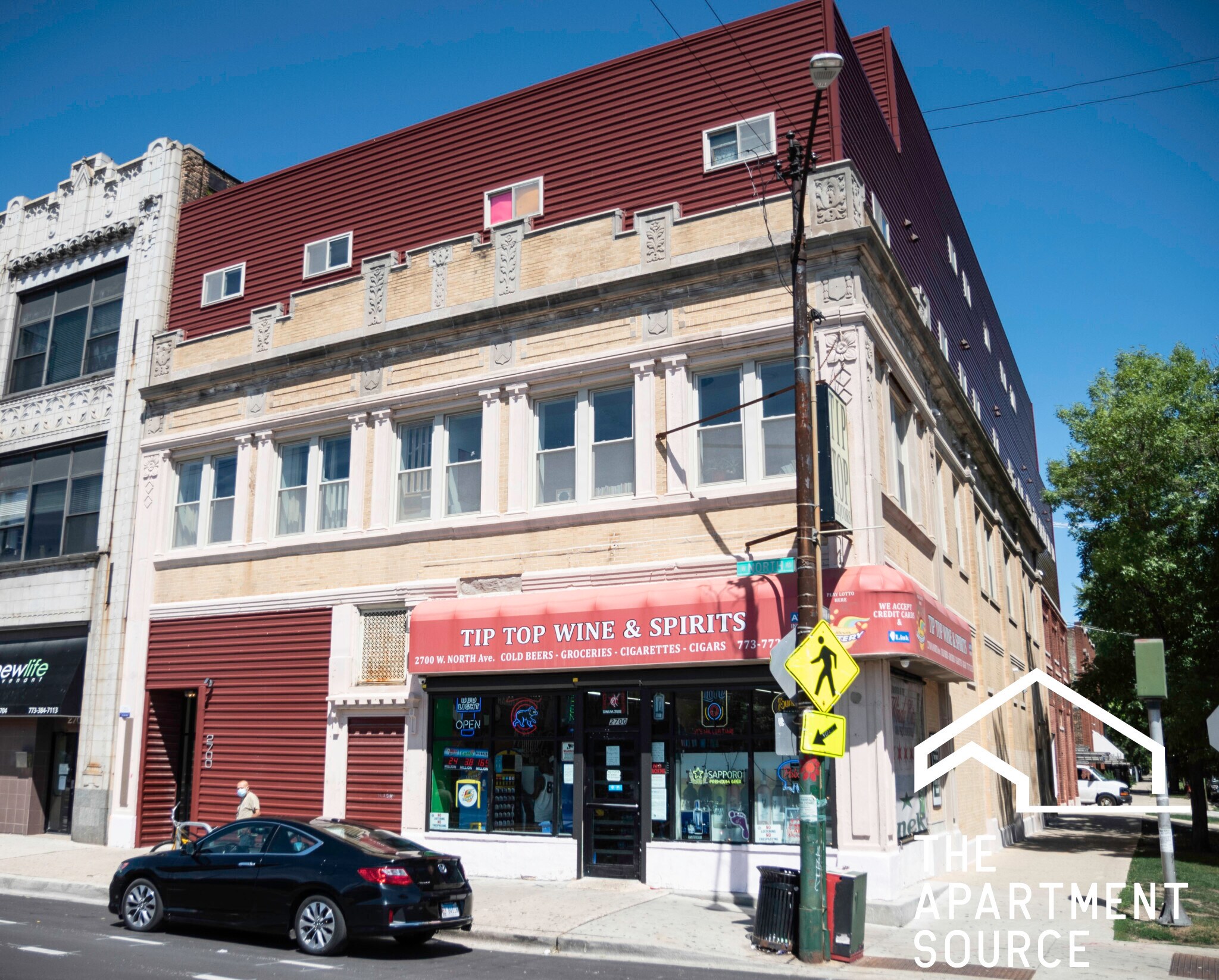 Building Photo - 2700 W North Ave