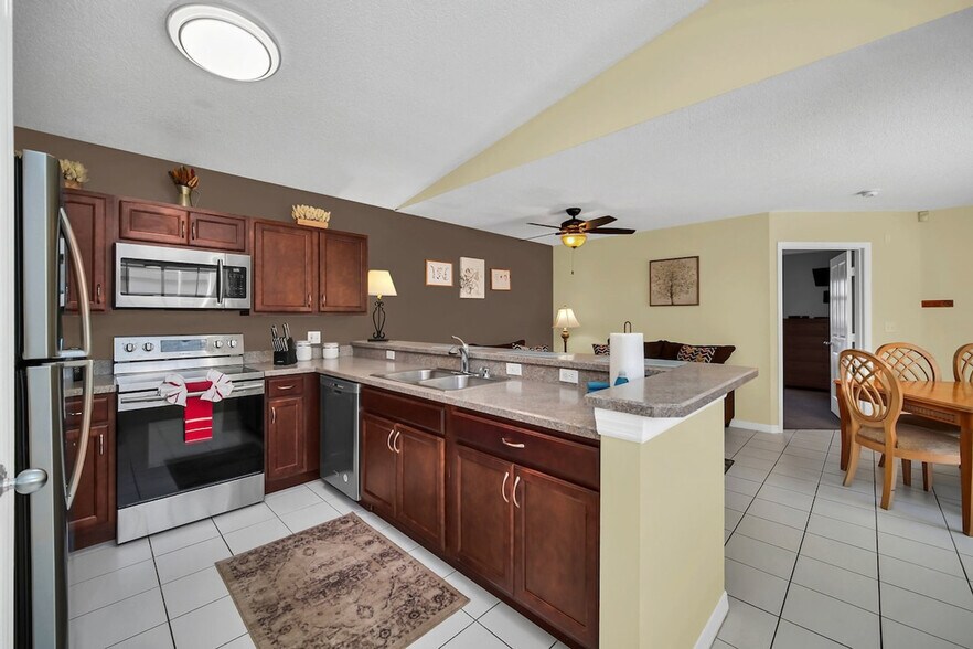 Building Photo - 8805 Crayson Ct