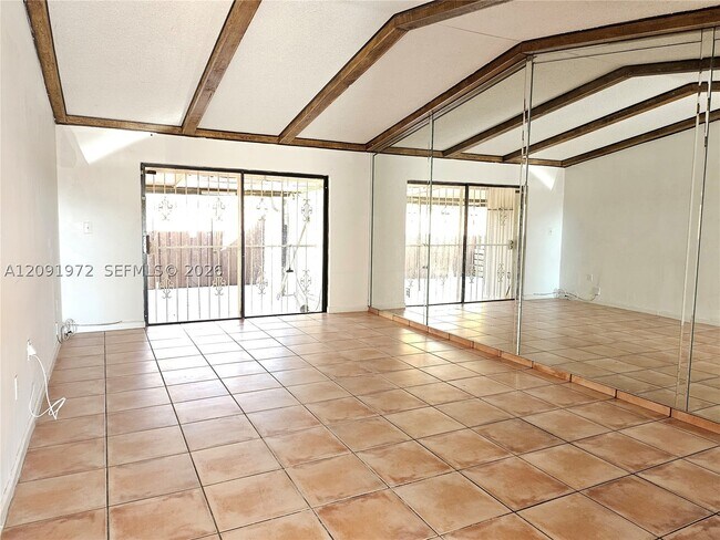 Building Photo - 4907 SW 137th Ct