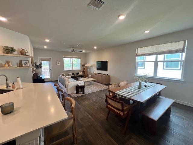 Building Photo - 14100 Boquist Dr