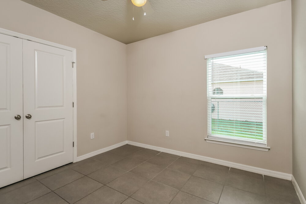 Building Photo - 348 Colony Ct