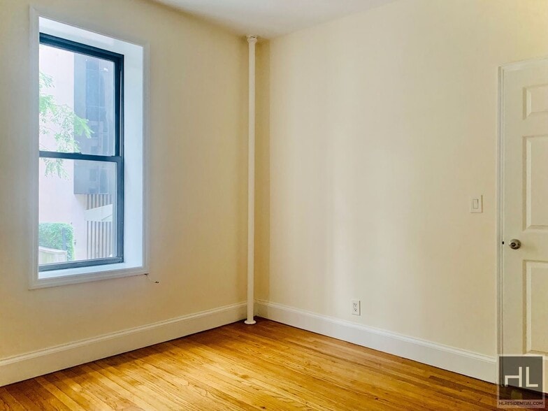 Building Photo - East 38th Street