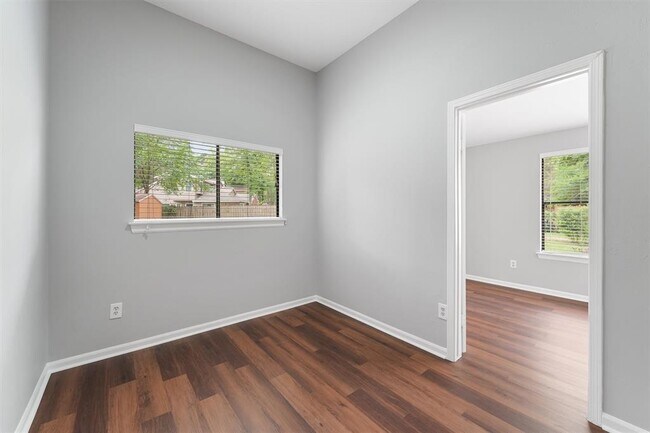 Building Photo - 6 Fiddlers Cove Pl