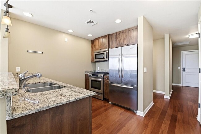 Building Photo - 1 Bedroom Condo in Downtown Boise:::: Balcony View of the City