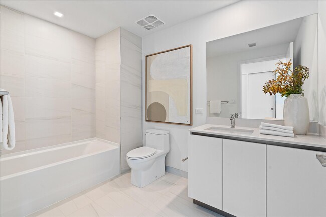 Building Photo - 900 N Ocean Blvd