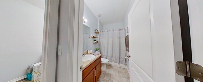Building Photo - Townhouse For Lease in Saint Cloud