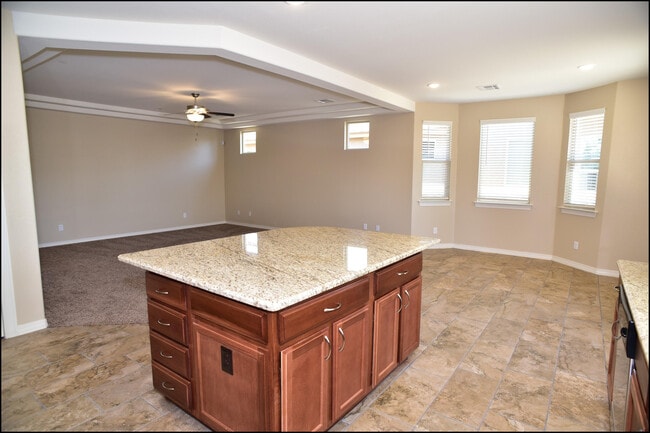 Building Photo - 5440 Limestone Dr