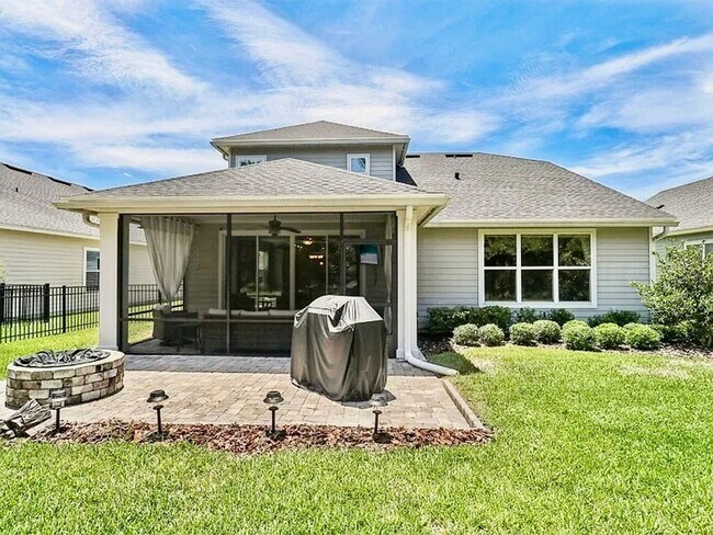 Building Photo - 85311 Champlain Dr