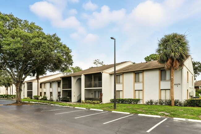 Building Photo - 8201 Sun Spring Cir