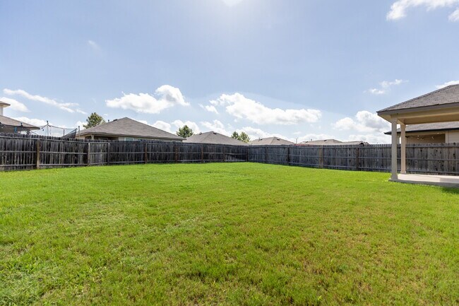 Building Photo - 9712 Moon Shine