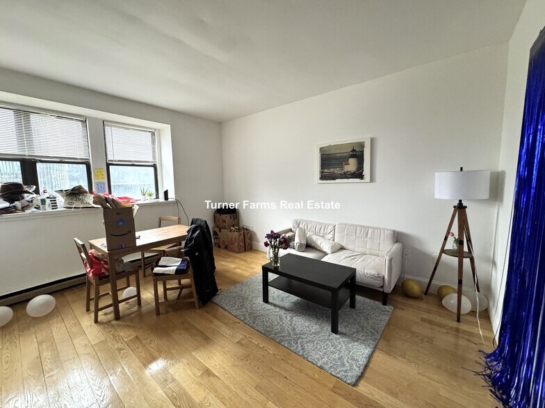 Building Photo - 774 Columbus Ave