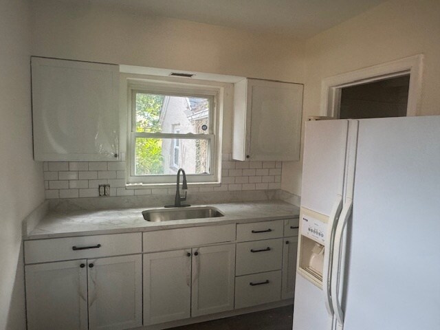 Building Photo - 765 Coralie St