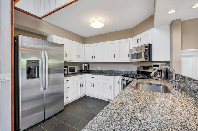 Building Photo - 150 Copeces Ln