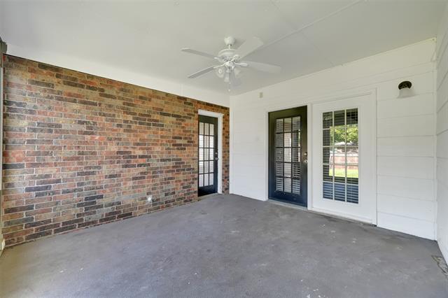 Building Photo - 5102 Wood Creek Ln