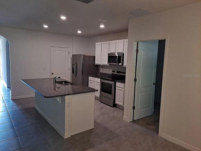 Building Photo - 3549 Crimson Clover Dr
